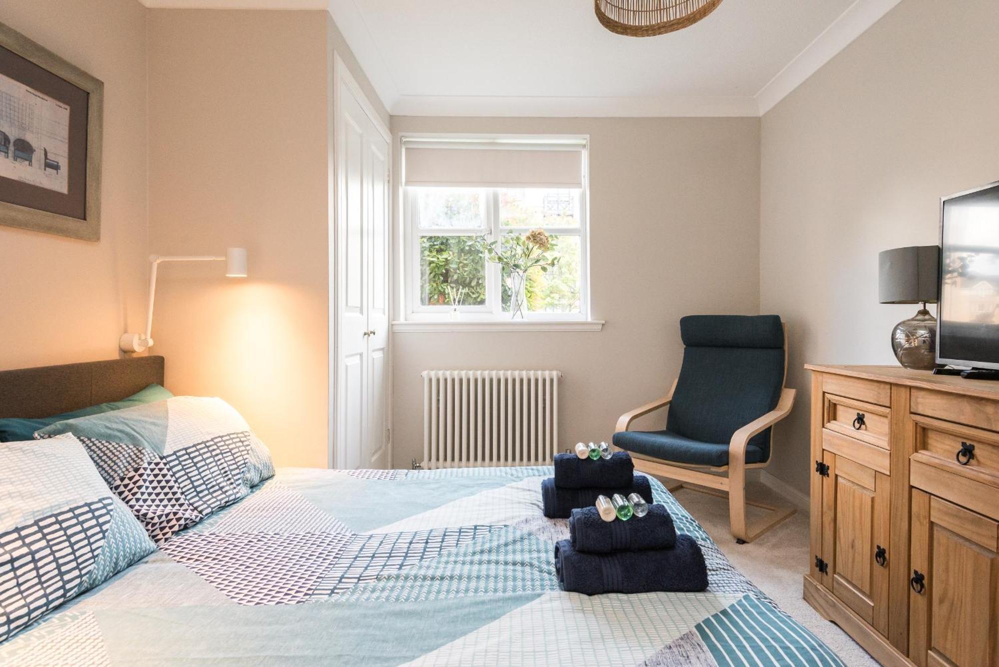 Roseburn Apartment, Edinburgh - 2 Bedrooms, Free Parking Eksteriør bilde