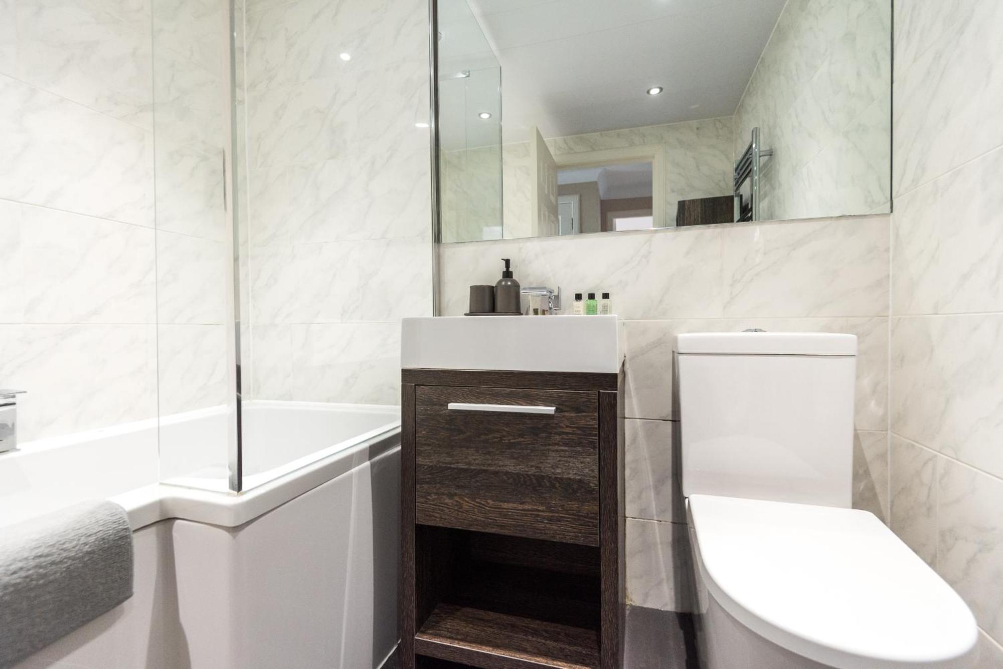 Cosy Roseburn Apartment, Edinburgh - 2 Bedrooms, Free Parking Eksteriør bilde